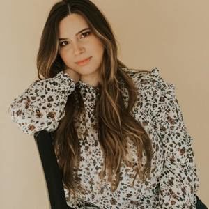 Meet your Posher, Vanessa